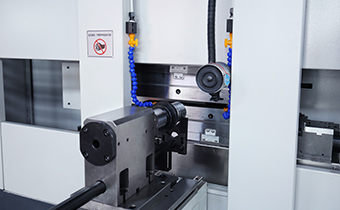 Horizontal Rolling Machine LC730 Horizontal Rolling Machine LC730