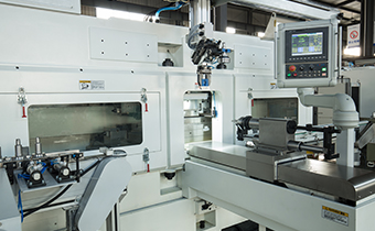 Intelligent all-around top servo technology