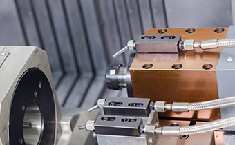 Left and right independent cutter Left and right independent cutter